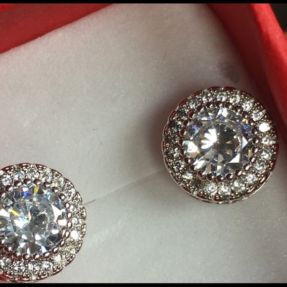 2.75 Carat 10mm Sim. Diamond Stud Earrings - Picture 3 of 3